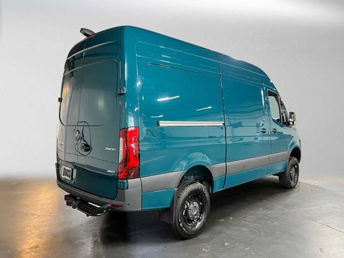 Used 2026 Mercedes-Benz Sprinter 2500 image 3