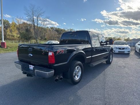 Used 2016 Ford F250 XLT w/ FX4 Off-Road Package image 8
