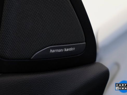 Used 2022 BMW X6 M50i w/ Premium Package image 17