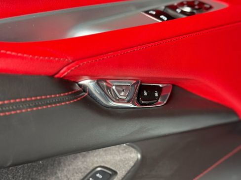Used 2020 Chevrolet Corvette Stingray Preferred Cpe w/ 2LT Preferred Equipment Group RWD image 29