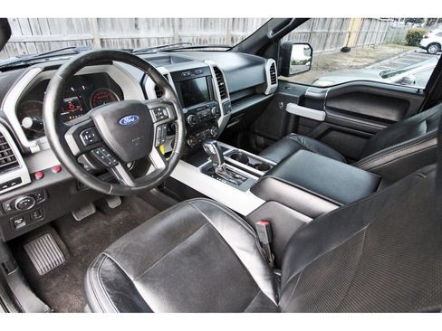 Used 2019 Ford F150 XLT w/ Equipment Group 302A Luxury AWD/4WD image 14