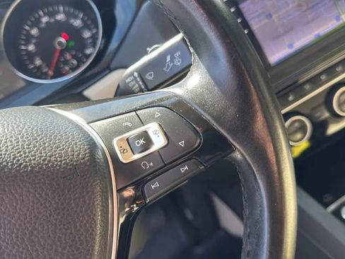 Used 2016 Volkswagen Jetta SEL Premium FWD image 28