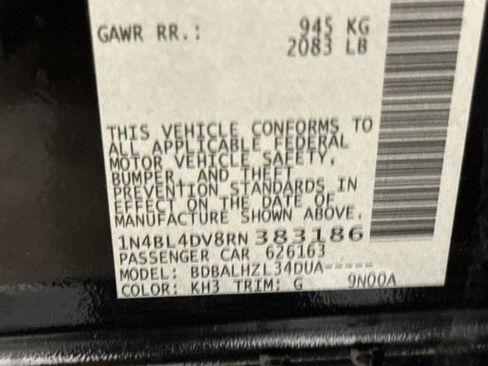 Used 2024 Nissan Altima 2.5 SV FWD image 27