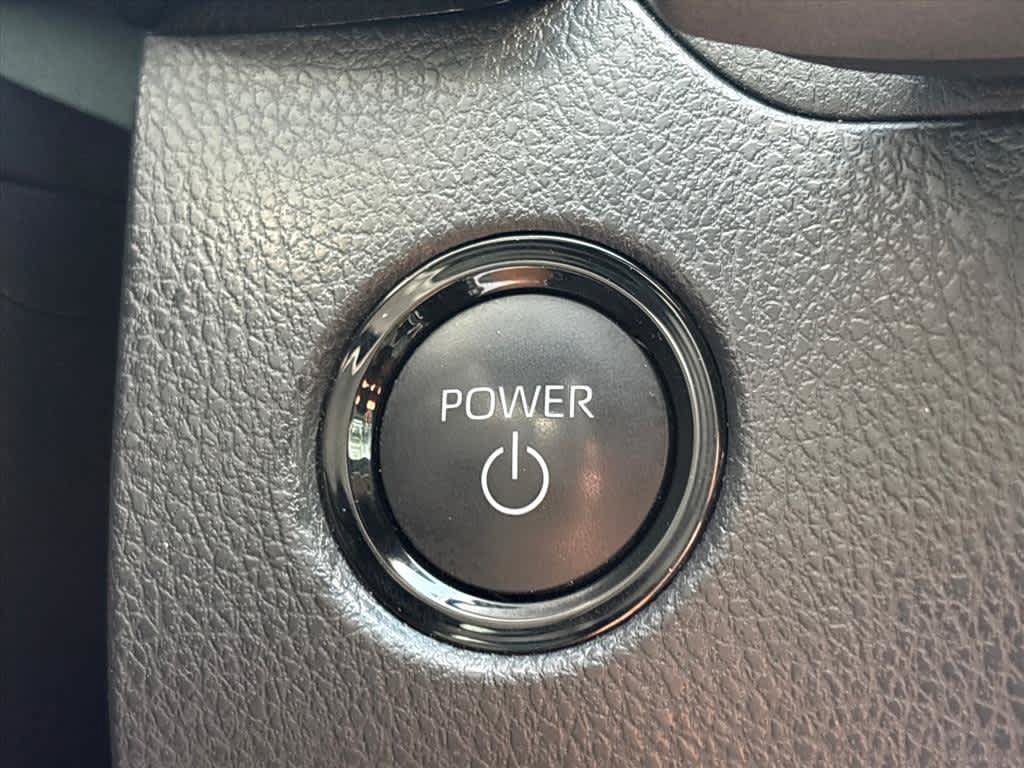 Used 2025 Toyota Camry SE w/ Multimedia Upgrade Package FWD image 18