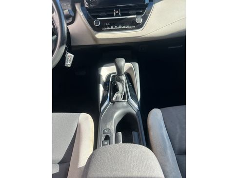 Used 2024 Toyota Corolla LE FWD image 5