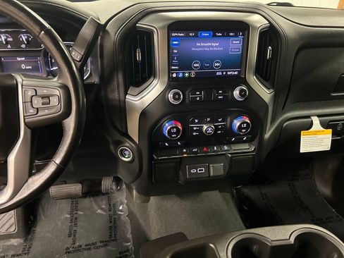 Used 2021 GMC Sierra 1500 Elevation w/ X31 Off-Road Package AWD/4WD image 23