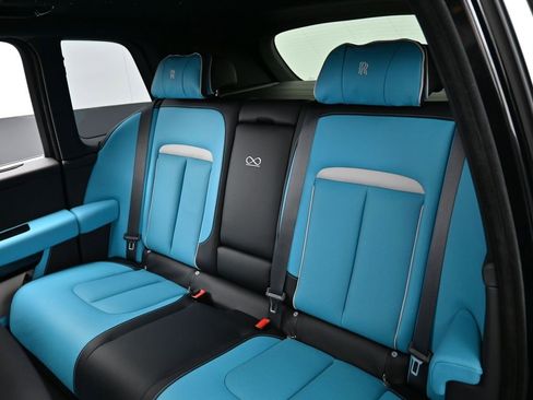 Used 2024 Rolls-Royce Cullinan Black Badge w/ Driver's Package image 26