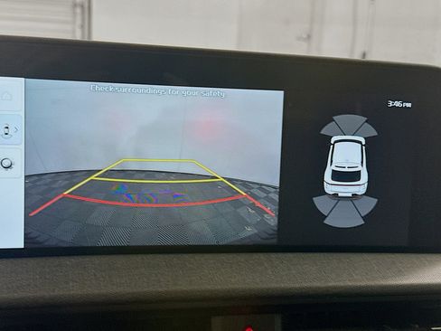 Used 2024 Kia EV6 Wind image 23