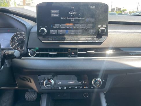 Used 2023 Mitsubishi Outlander ES AWD/4WD image 20