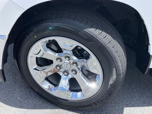 Used 2020 RAM 1500 Big Horn AWD/4WD image 9