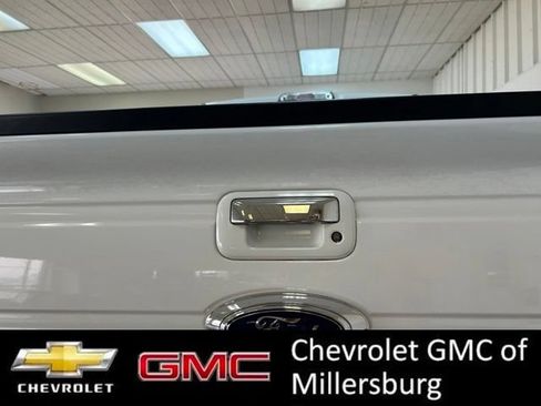 Used 2012 Ford F150 Lariat w/ Lariat Chrome Pkg AWD/4WD image 11