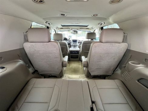 Used 2015 Chevrolet Tahoe LT image 19