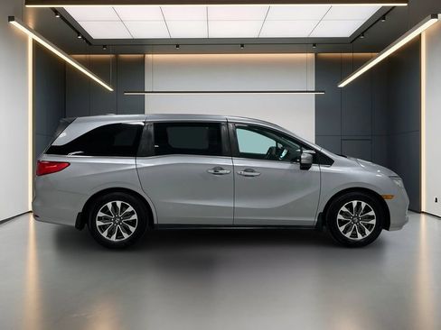 Used 2022 Honda Odyssey EX-L image 7