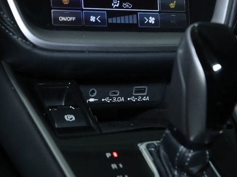 Certified 2023 Subaru Outback Limited XT image 27