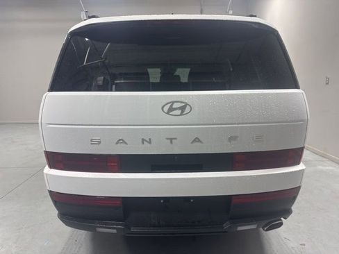 Used 2024 Hyundai Santa Fe SEL FWD image 7