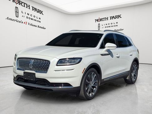 Certified 2023 Lincoln Nautilus Reserve w/ Luxury Package FWD image 1