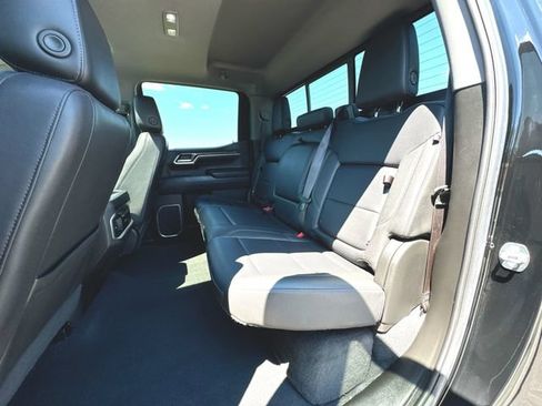 Used 2022 Chevrolet Silverado 1500 LTZ w/ LTZ Premium Package AWD/4WD image 26