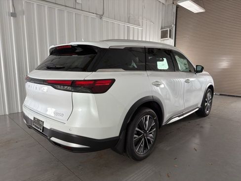 Certified 2026 INFINITI QX60 Luxe w/ Cargo Package image 6