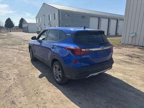 Used 2021 Kia Seltos LX image 5