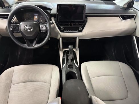 Used 2023 Toyota Corolla Cross L AWD/4WD image 16