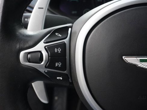 Used 2020 Aston Martin V8 Vantage Coupe RWD image 41
