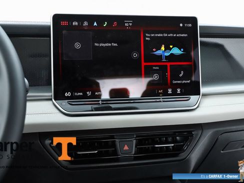 Used 2025 Volkswagen Tiguan SE FWD image 63