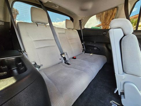 Used 2017 Honda Pilot LX image 17