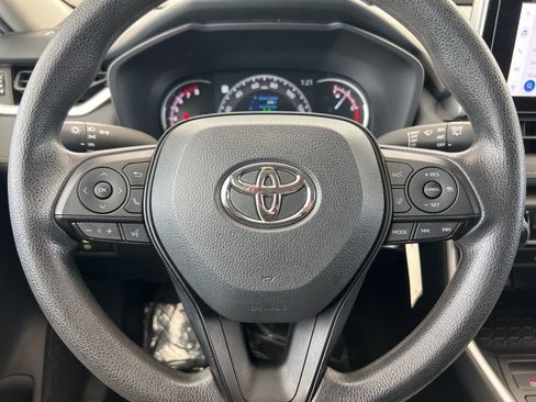 Used 2024 Toyota RAV4 LE image 40