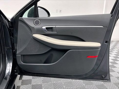 Used 2023 Hyundai Sonata SEL w/ Cargo Package image 24