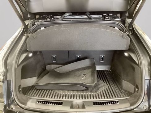 Used 2023 Cadillac XT4 Sport w/ Cold Weather Package AWD/4WD image 11