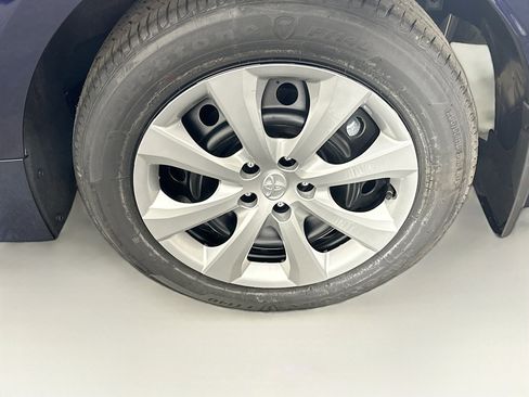 Used 2026 Toyota Corolla LE image 11