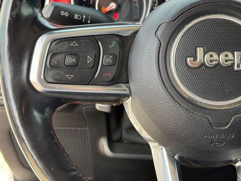 Used 2020 Jeep Gladiator Rubicon AWD/4WD image 17