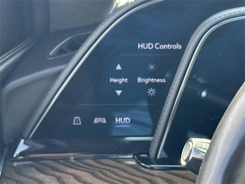 Used 2023 Cadillac Escalade ESV Sport Platinum image 25