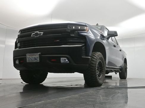 Used 2020 Chevrolet Silverado 1500 LT Trail Boss AWD/4WD image 45
