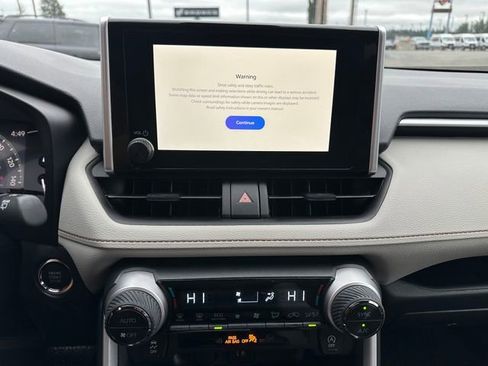 Used 2025 Toyota RAV4 XLE image 18