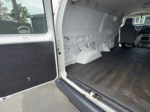 Used 2013 Ford E-350 and Econoline 350 Super Duty w/ PWR Group RWD image 28