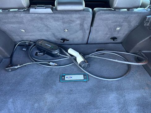 Used 2015 Ford C-MAX Energi SEL w/ Equipment Group 303A FWD image 40