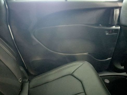 New 2026 Chrysler Voyager LX image 20