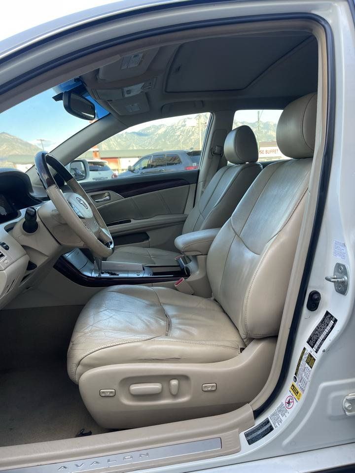 Used 2008 Toyota Avalon Limited FWD image 5