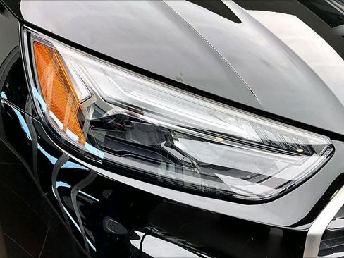 Used 2023 Audi Q5 2.0T Premium w/ Convenience Package image 26