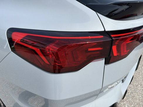 New 2026 BMW X2 xDrive28i w/ Technology Package AWD/4WD image 11