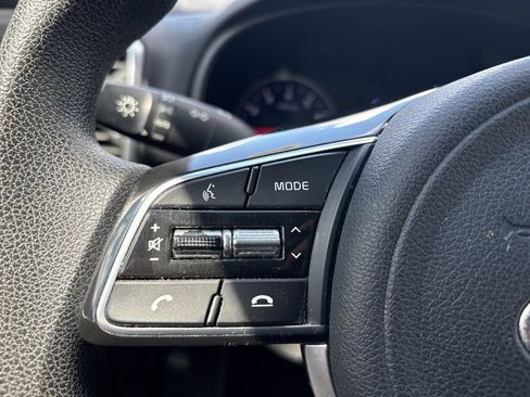 Used 2020 Kia Sportage LX FWD image 17