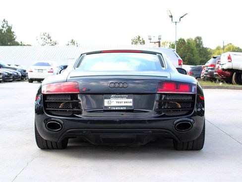 Used 2010 Audi R8 V10 image 6