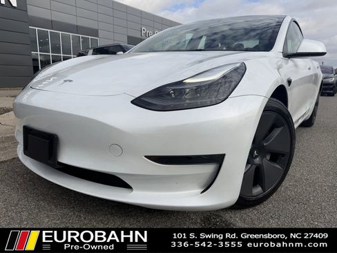 Used 2023 Tesla Model 3 Standard Range RWD image 1