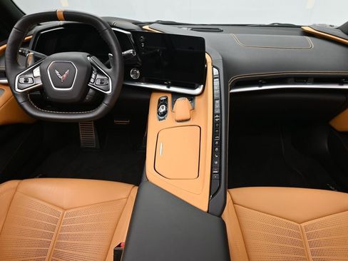 Used 2023 Chevrolet Corvette Stingray Preferred Conv w/ Z51 Performance Package image 6