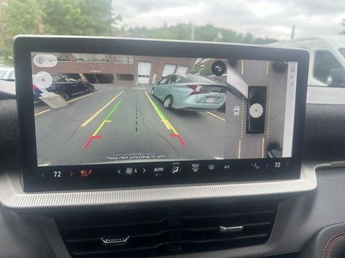 Used 2025 Ford Explorer ST image 23