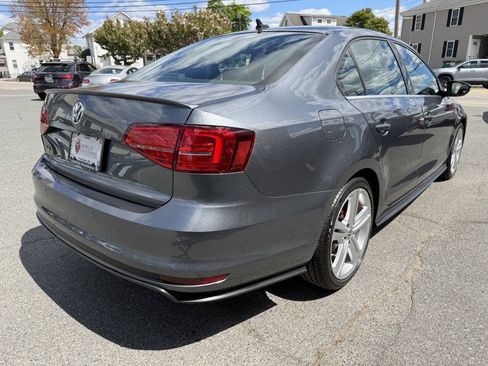 Used 2017 Volkswagen Jetta GLI FWD image 7