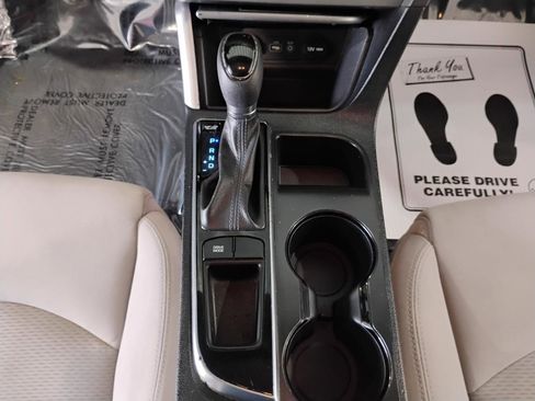 Used 2017 Hyundai Sonata SE image 48