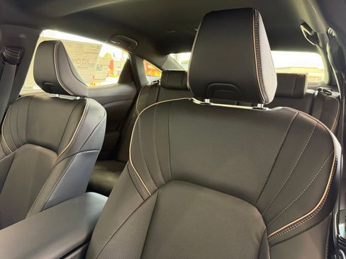 New 2026 Toyota Crown AWD/4WD image 19