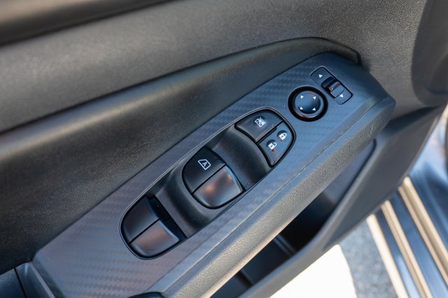 Used 2024 Nissan Altima 2.5 SV FWD image 17